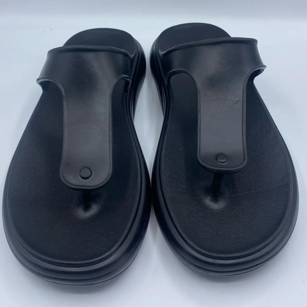 Stuart Weitzman Stuflex T-Strap‎ Slide